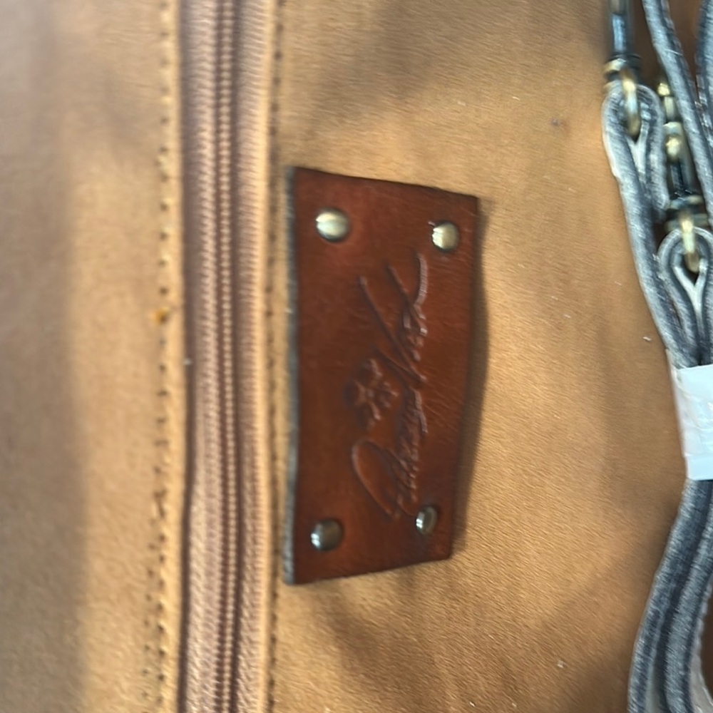 Brown and White Woven Handbag - Picture 5 of 8